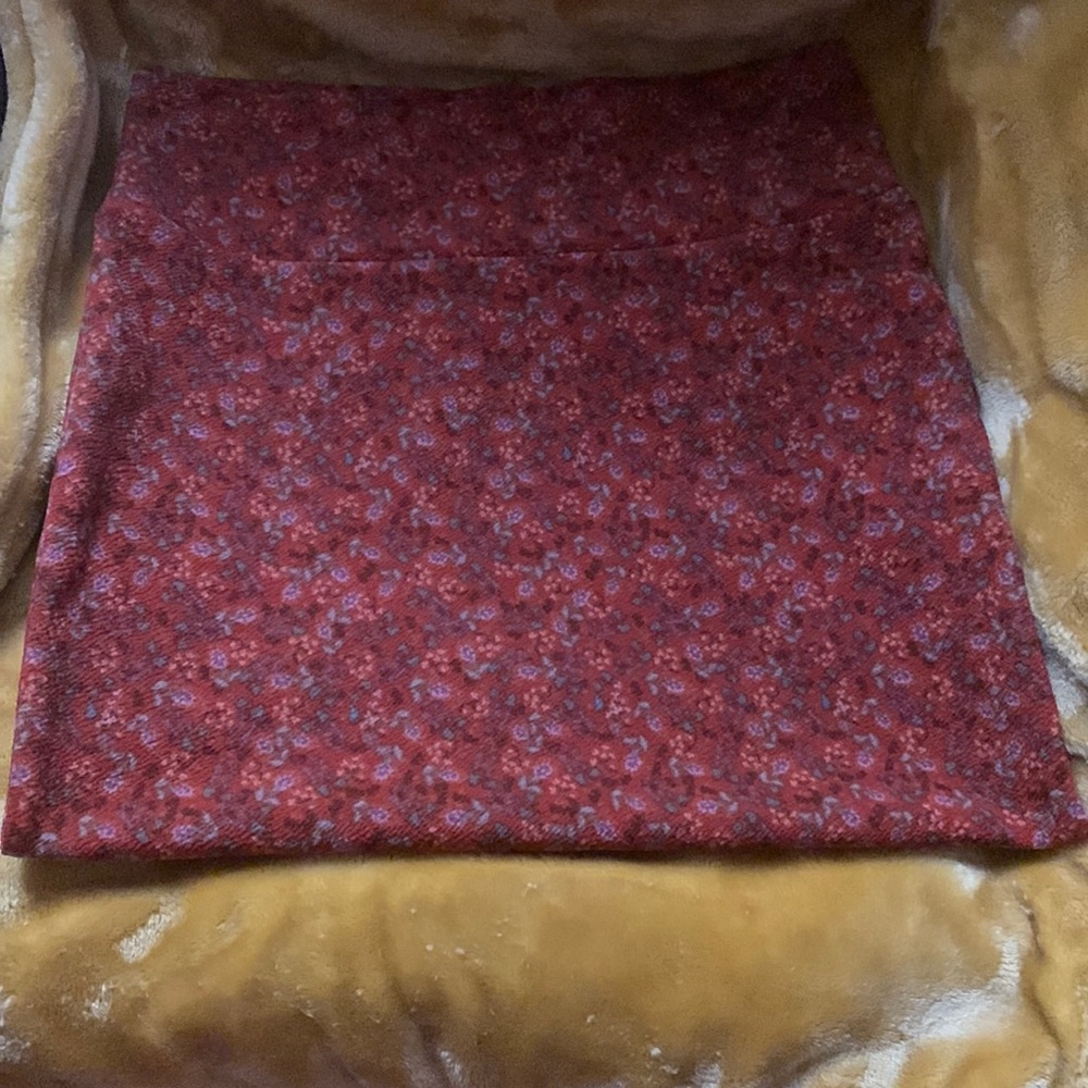 LuLaRoe Cassie Medium